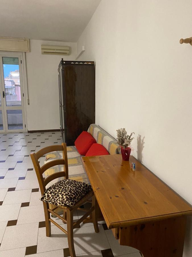 卡利亚里 Casa Vacanze Gilli酒店 外观 照片
