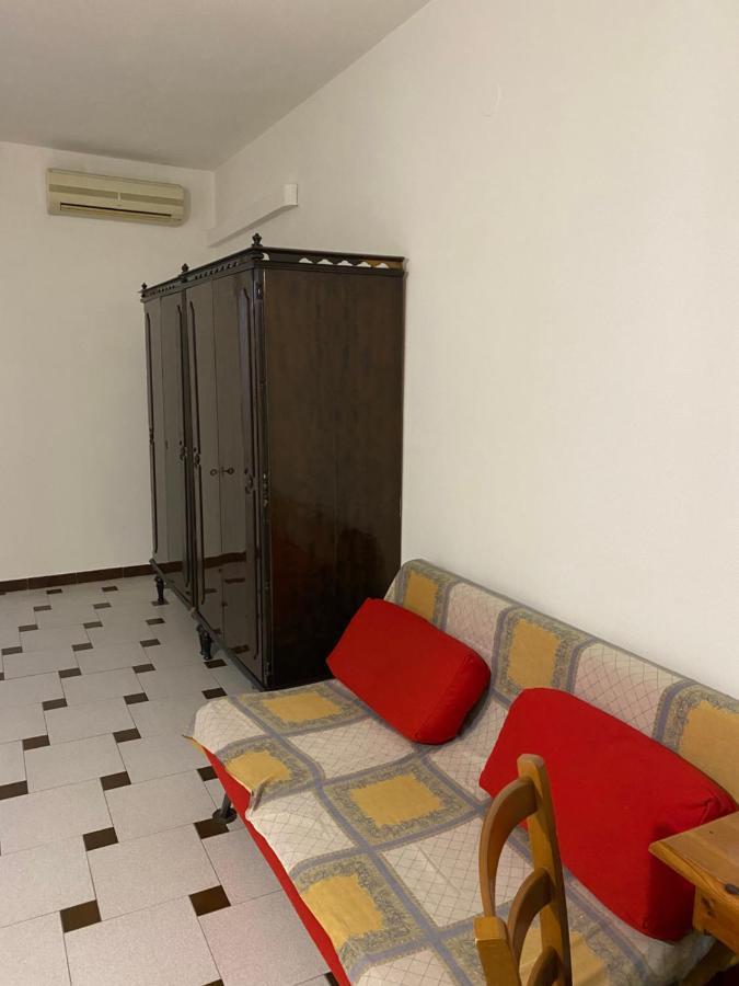 卡利亚里 Casa Vacanze Gilli酒店 外观 照片